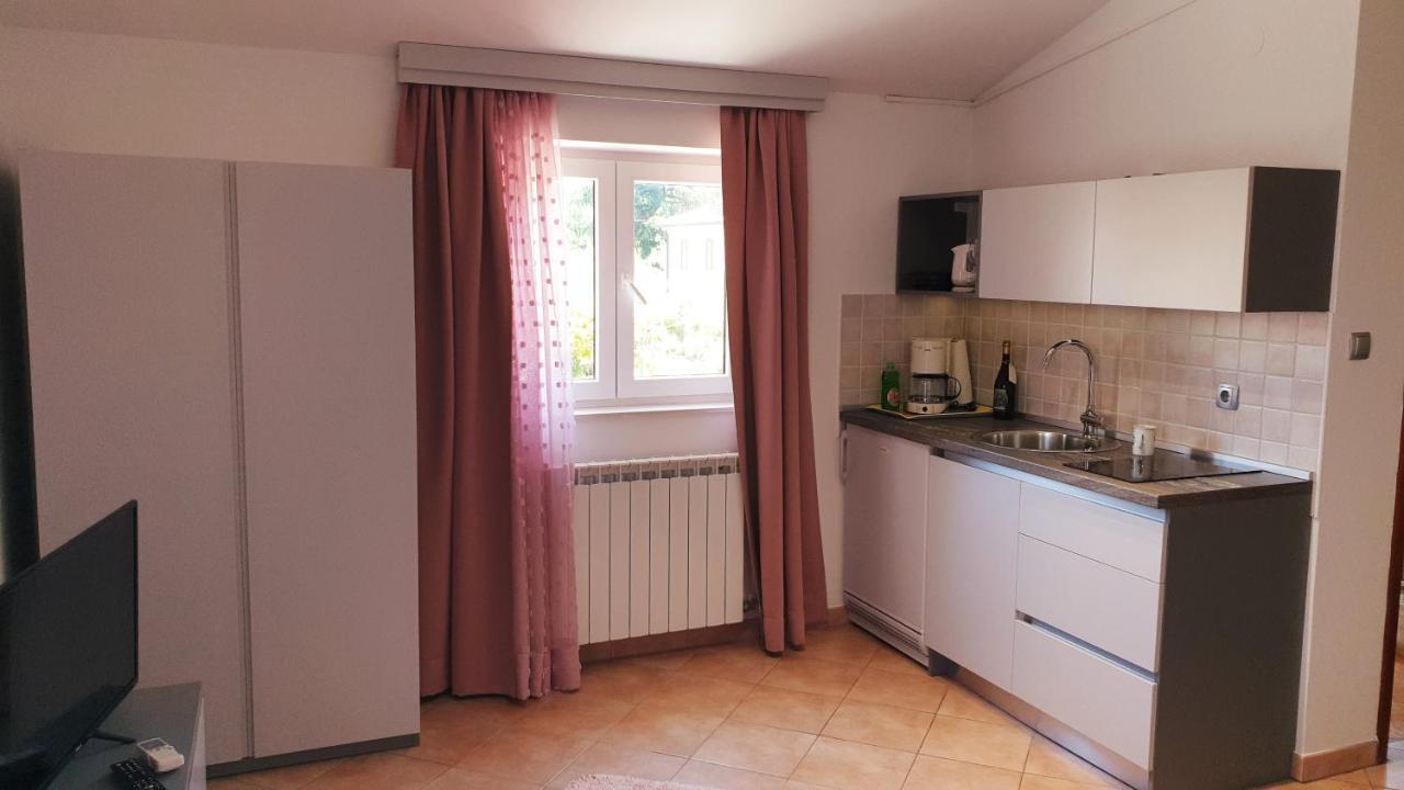 House Maric Apartment Пореч Екстериор снимка