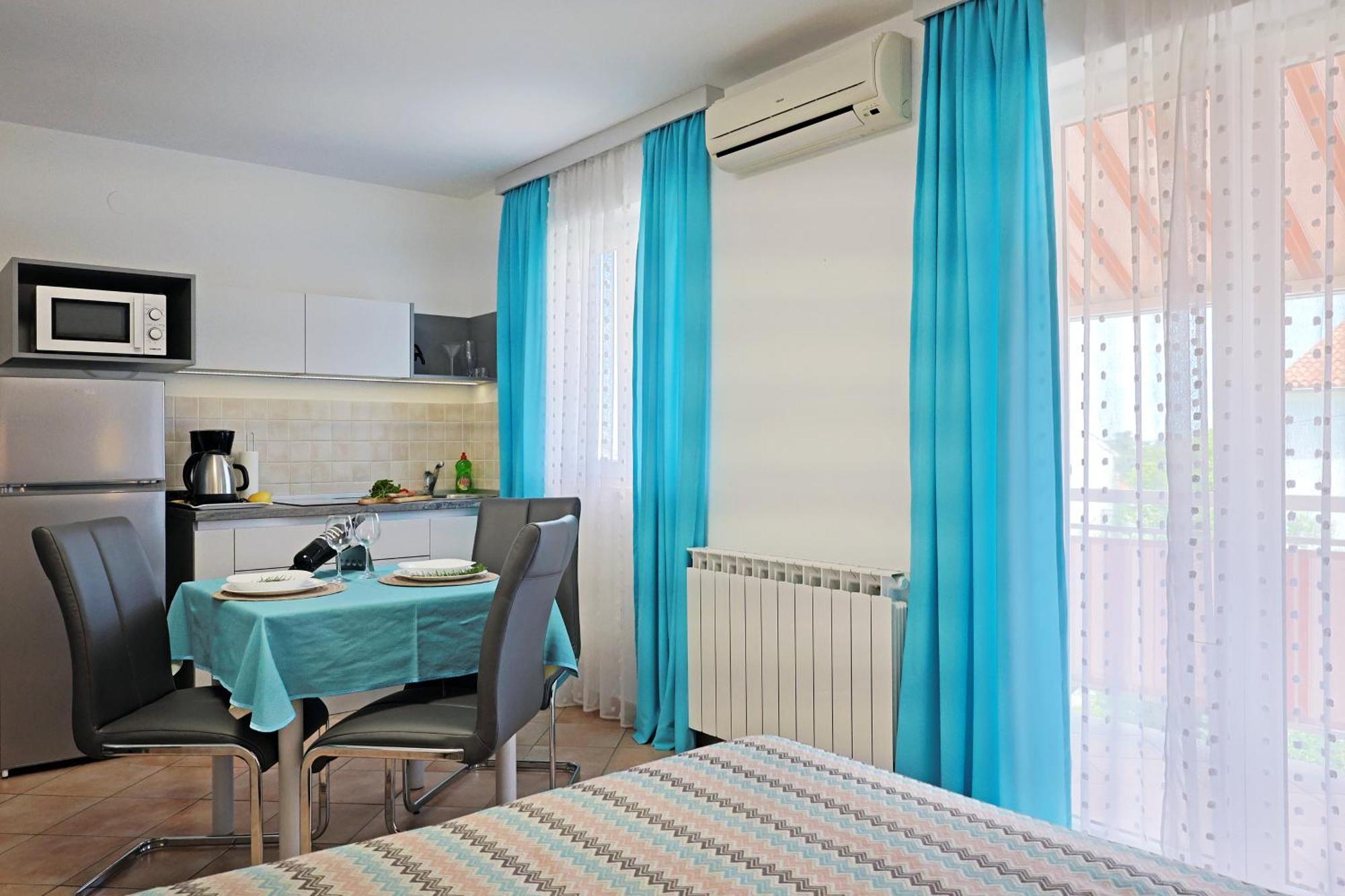 House Maric Apartment Пореч Екстериор снимка